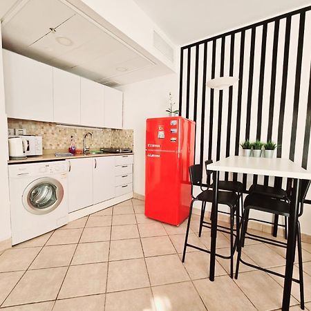 Go To Apartments In Leonardo 바트얌 외부 사진