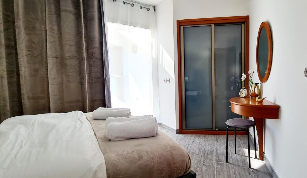 Go To Apartments In Leonardo 바트얌 외부 사진