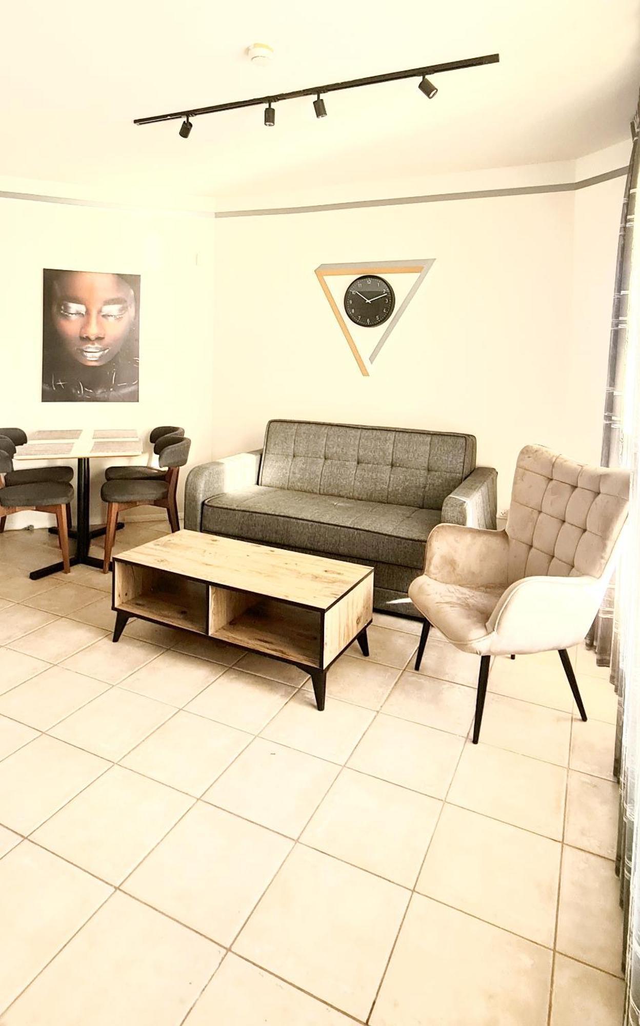 Go To Apartments In Leonardo 바트얌 외부 사진