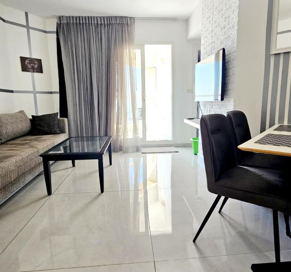 Go To Apartments In Leonardo 바트얌 외부 사진