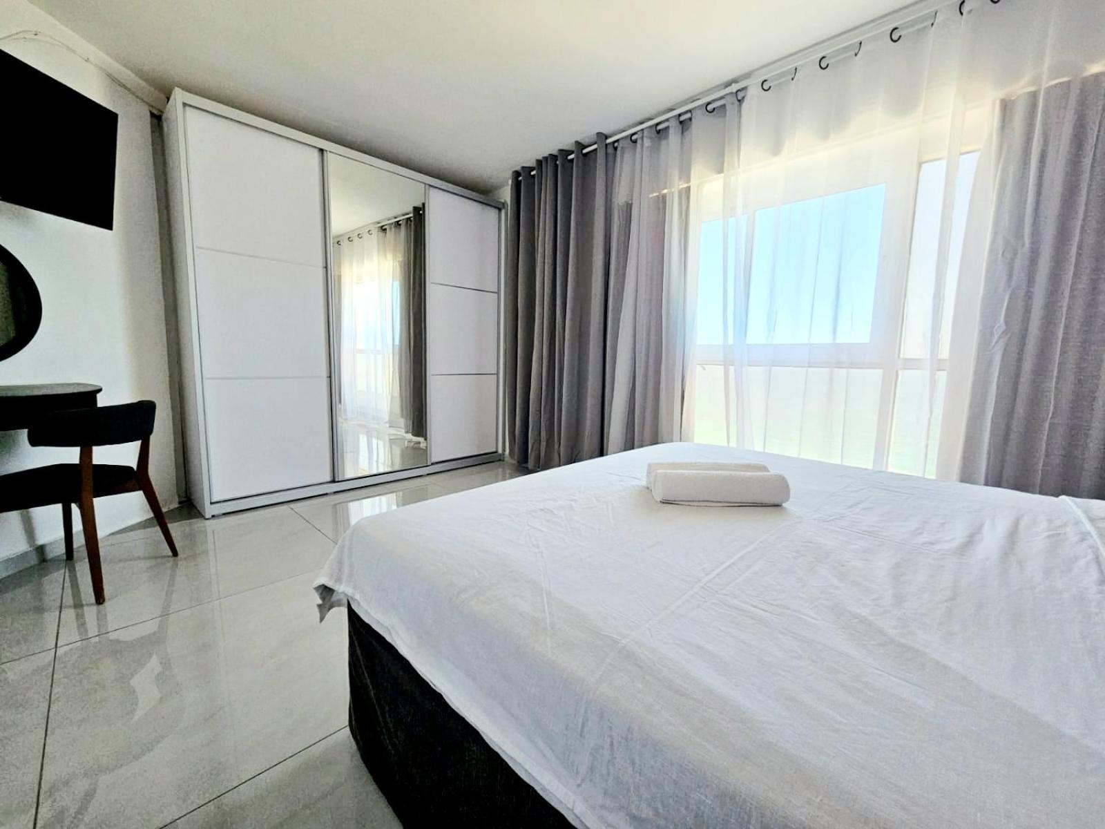 Go To Apartments In Leonardo 바트얌 외부 사진