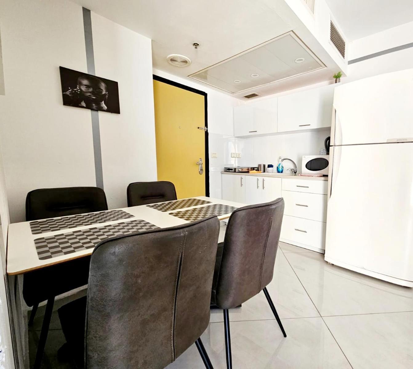 Go To Apartments In Leonardo 바트얌 외부 사진