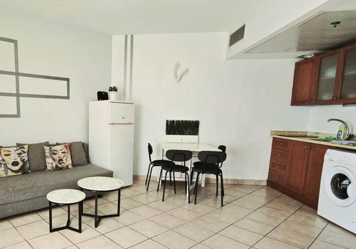 Go To Apartments In Leonardo 바트얌 객실 사진